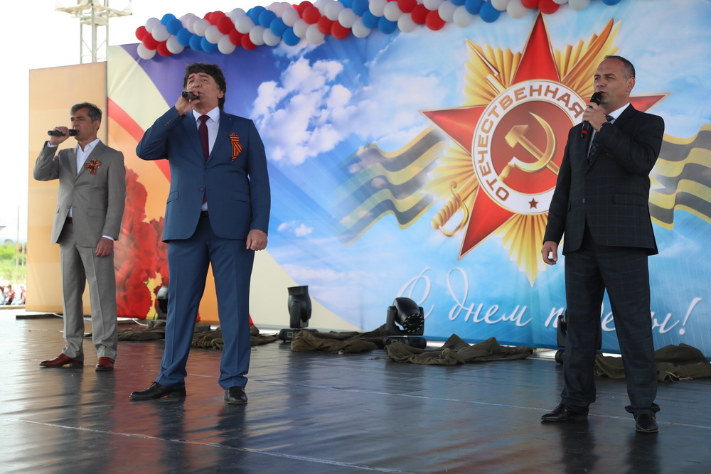 В Магасе прошел праздничный концерт в честь празднования 73-ей годовщины Победы в Великой Отечественной войне