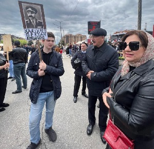 Работники ИГДТ им. И. Базоркина приняли участие в шествии «Бессмертного полка»